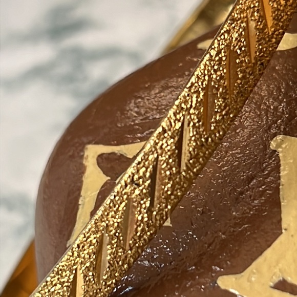 Vintage MONET Gold Bangle Bracelet - Picture 7 of 7